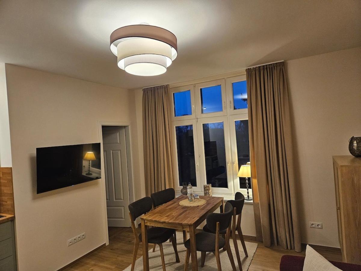 Ferienwohnung Glueck Am See Штернберг Экстерьер фото